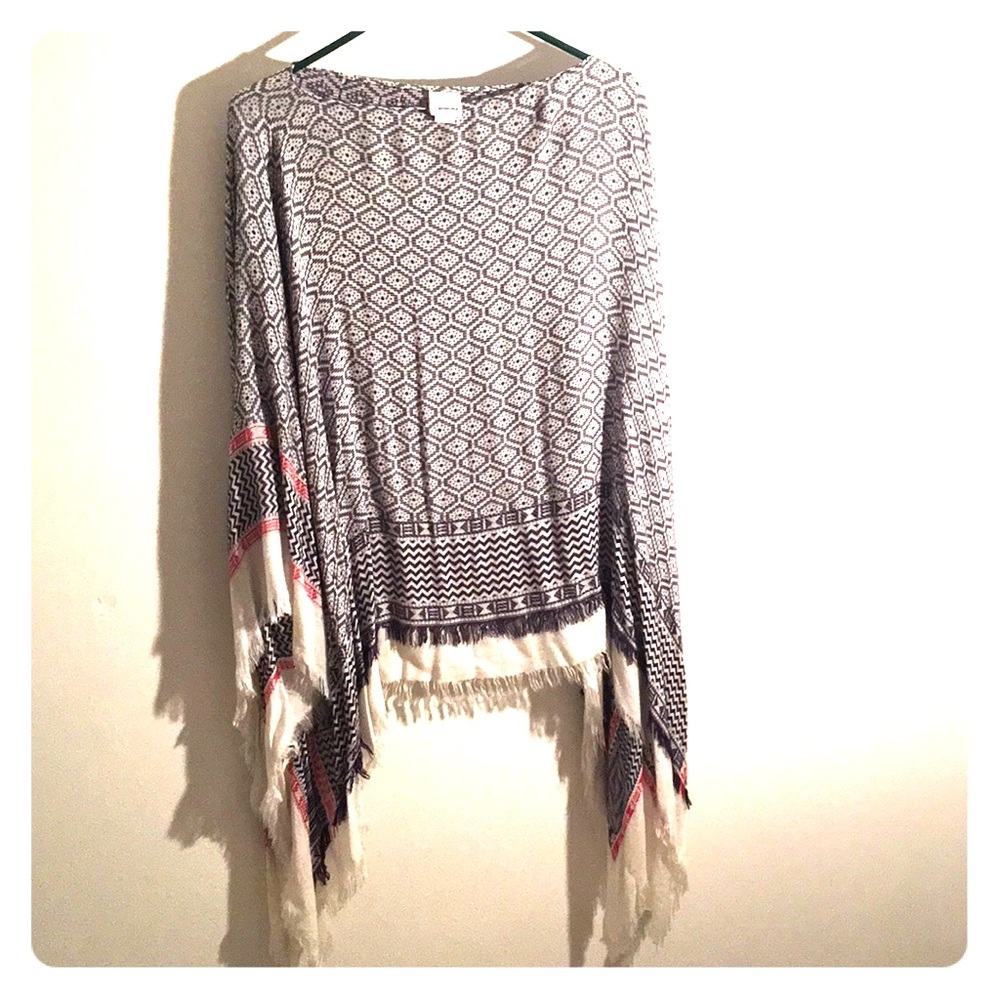 Sonoma fringe poncho